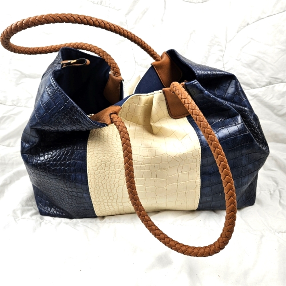 Faux leather tote bag - Picture 5 of 9